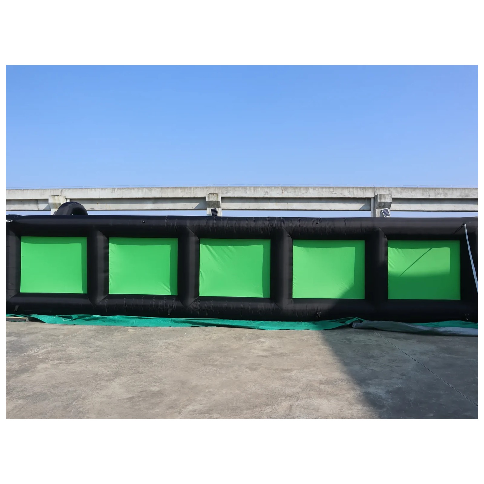 Outdoor Black Green Inflatable - Outdoor Adventure Rentals 评论和价格