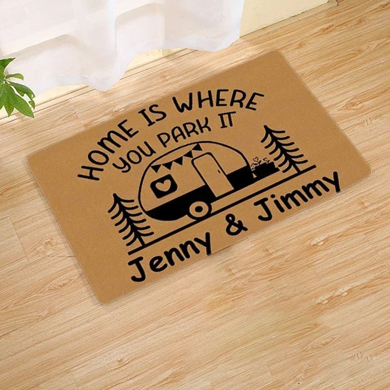 Camper Trailer Patterned Floor - Outdoor Adventure Names 评论和价格
